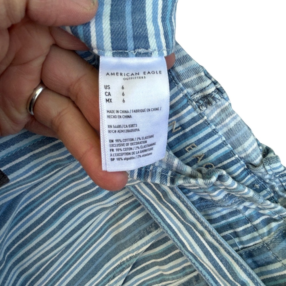 American Eagle Blue White Striped Paperbag Waist Shorts with Belt Size 6 - Picture 7 of 7